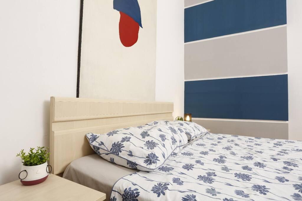 1 Bdrm Apartment In City Center Bucureşti Ngoại thất bức ảnh